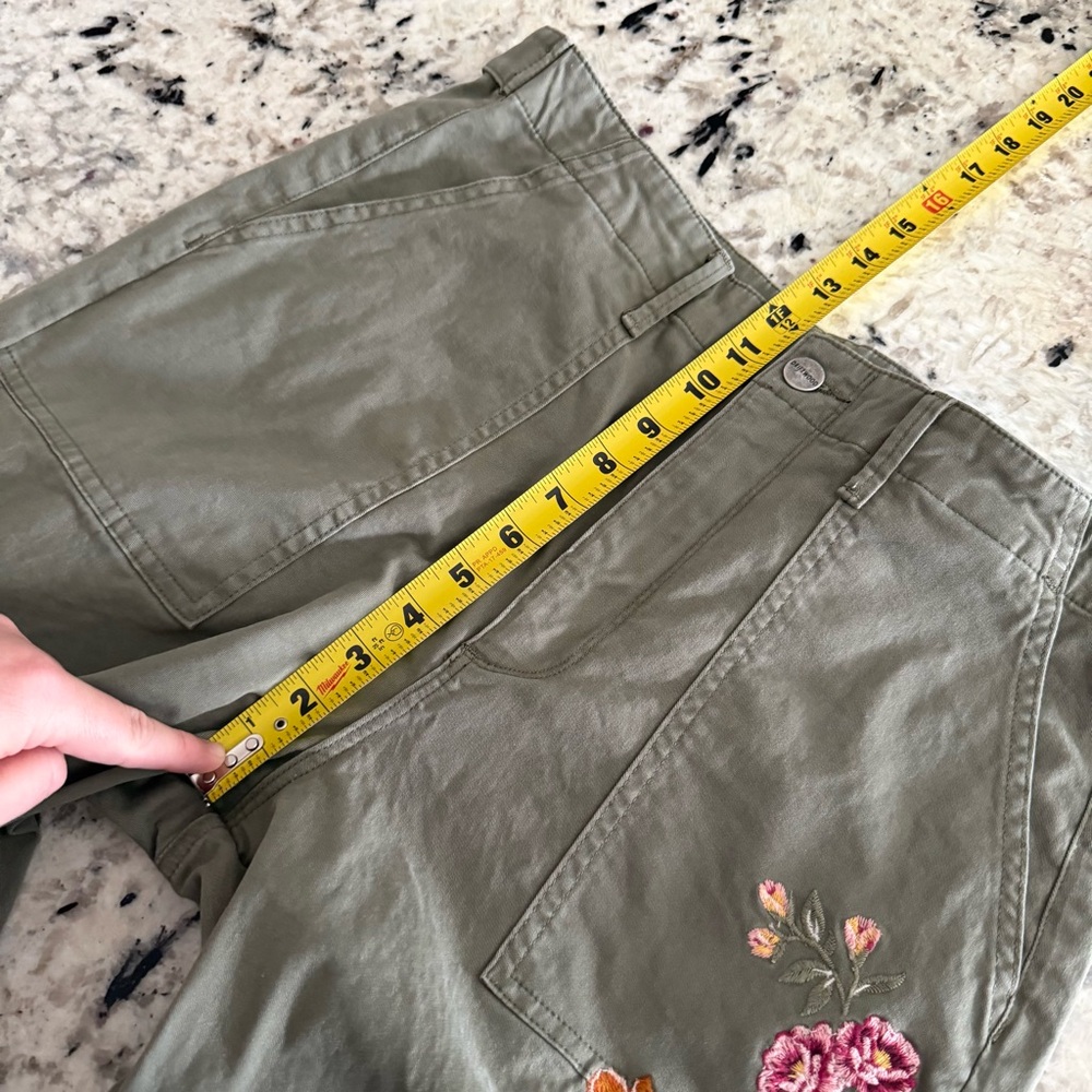 Driftwood Green Utility Boyfriend Crop Floral Embroidery Large - Picture 10 of 16